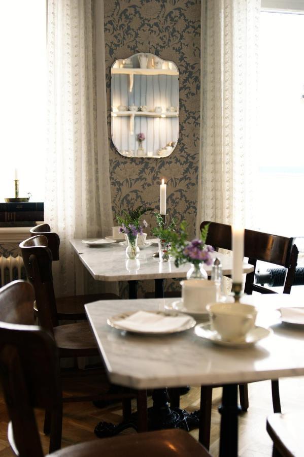 Bed and Breakfast Okéns à Varberg Extérieur photo