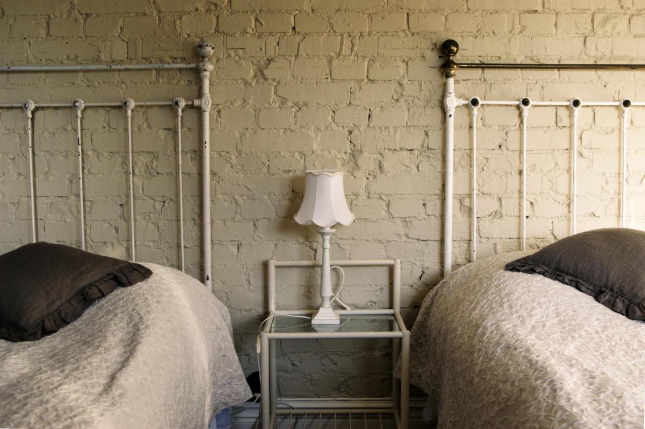 Bed and Breakfast Okéns à Varberg Extérieur photo